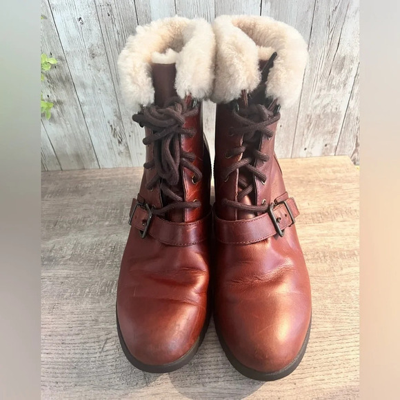 UGG Janney Leather and Sheepskin Leather Lace Up Wedge Boots with Fur Accent - Picture 2 of 11